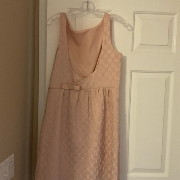 Soft pink summer or special occasion dress. - Picture 2 of 3